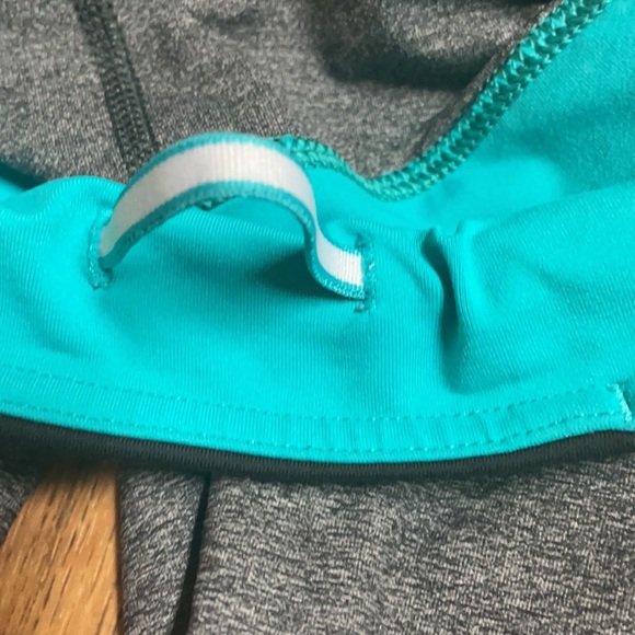 Lululemon - Picture 4 of 6